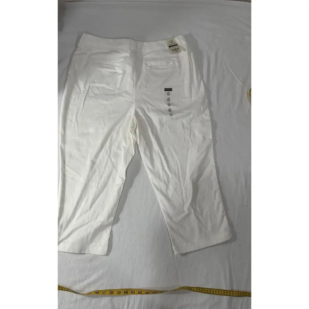 St. John's Bay White Capri Pants Twill Straight Leg Stretch Women Tall NEW - Picture 7 of 7